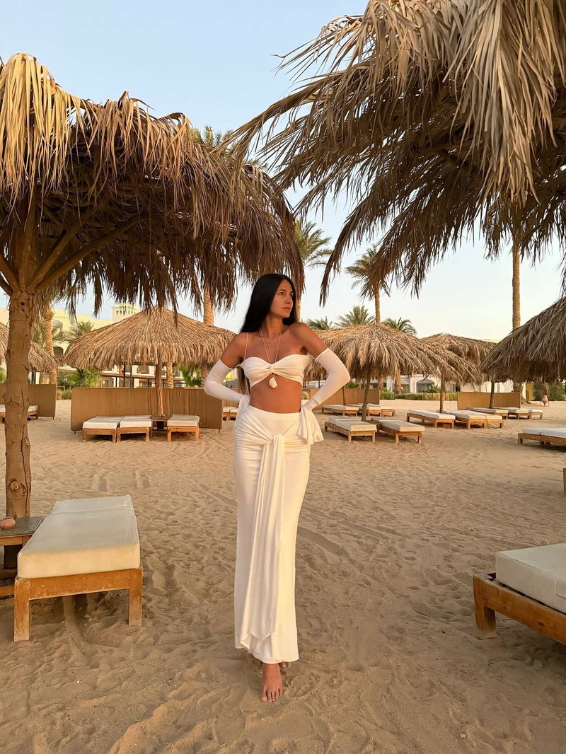 Off Shoulder White Maxi Dress H6899