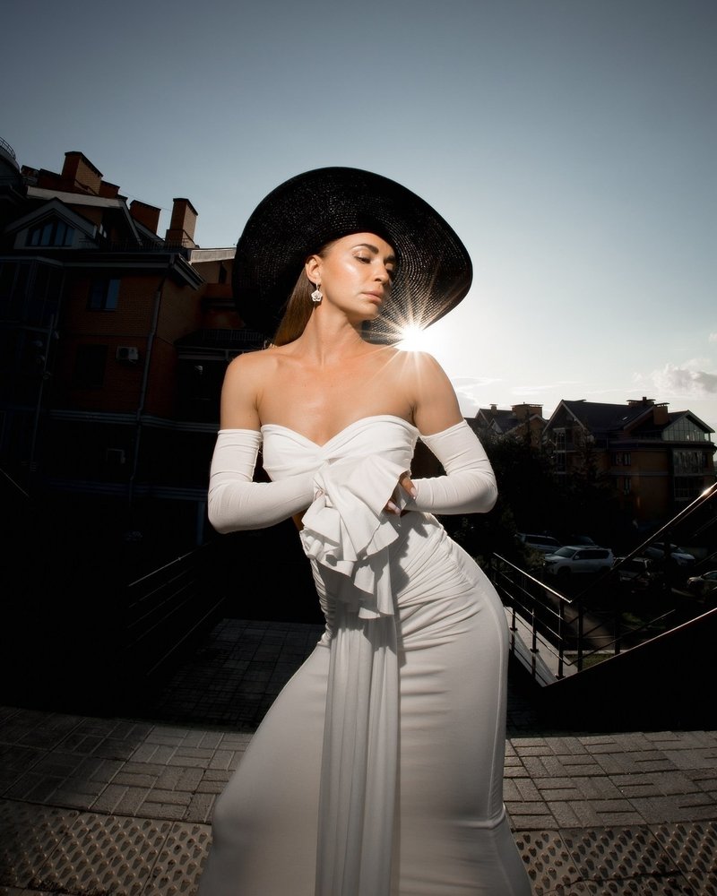 Off Shoulder White Maxi Dress H6899