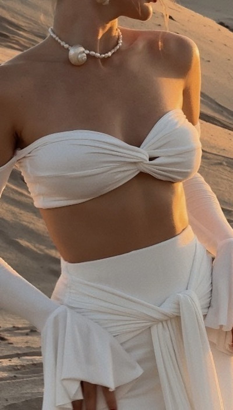 Off Shoulder White Maxi Dress H6899