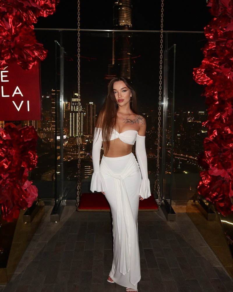 Off Shoulder White Maxi Dress H6899
