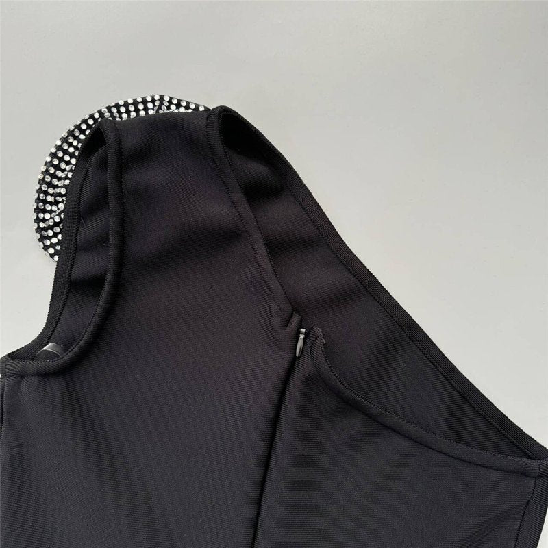 One Shoulder Beaded Black Gown H6752
