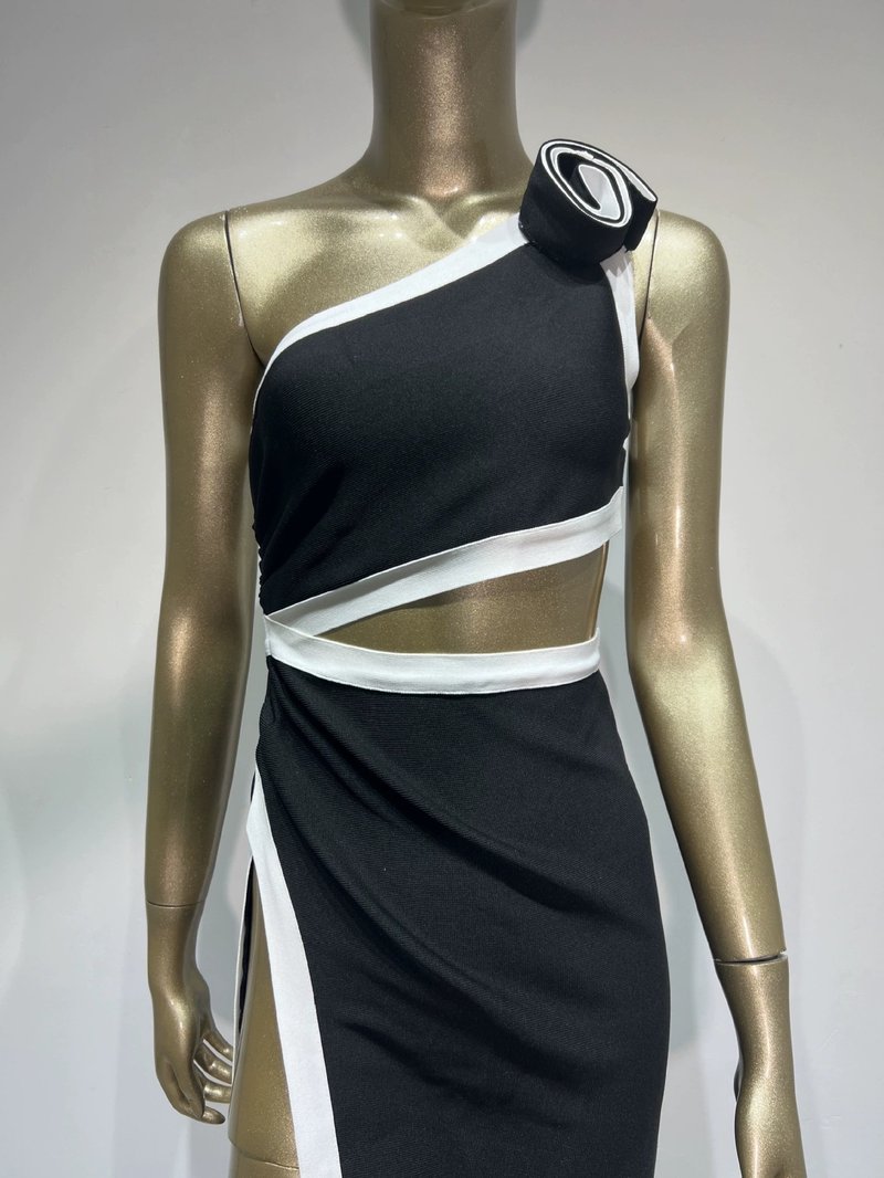One Shoulder Cutout Maxi Dress H6351