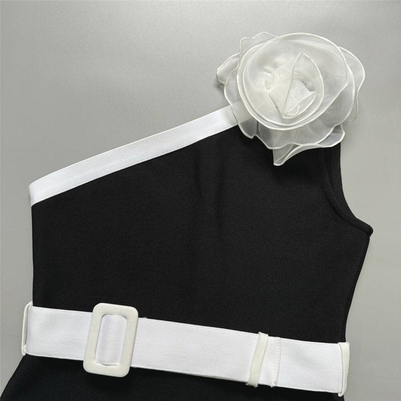 One Shoulder White Rose Bandage Dress H6458