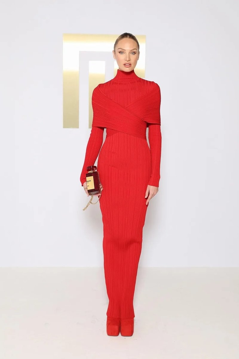 Red Ribbed Turtleneck Bodycon Dress H6518