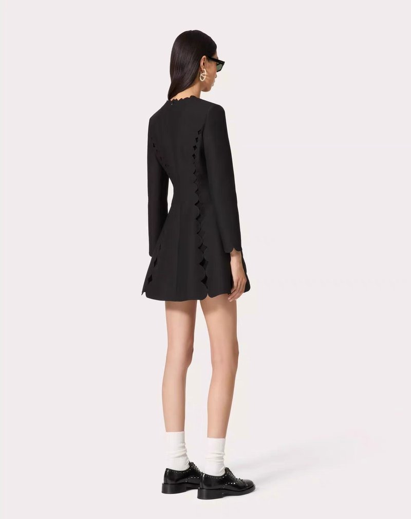 Scallop Lace-Up Black Midi Dress H6494