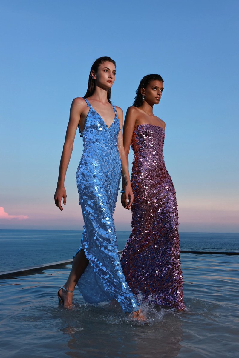 Sequined V-Neck Maxi Dress H7011