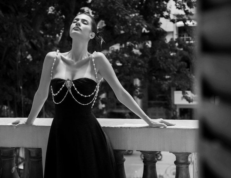 Strapless Pearl Chain Black Gown H7007