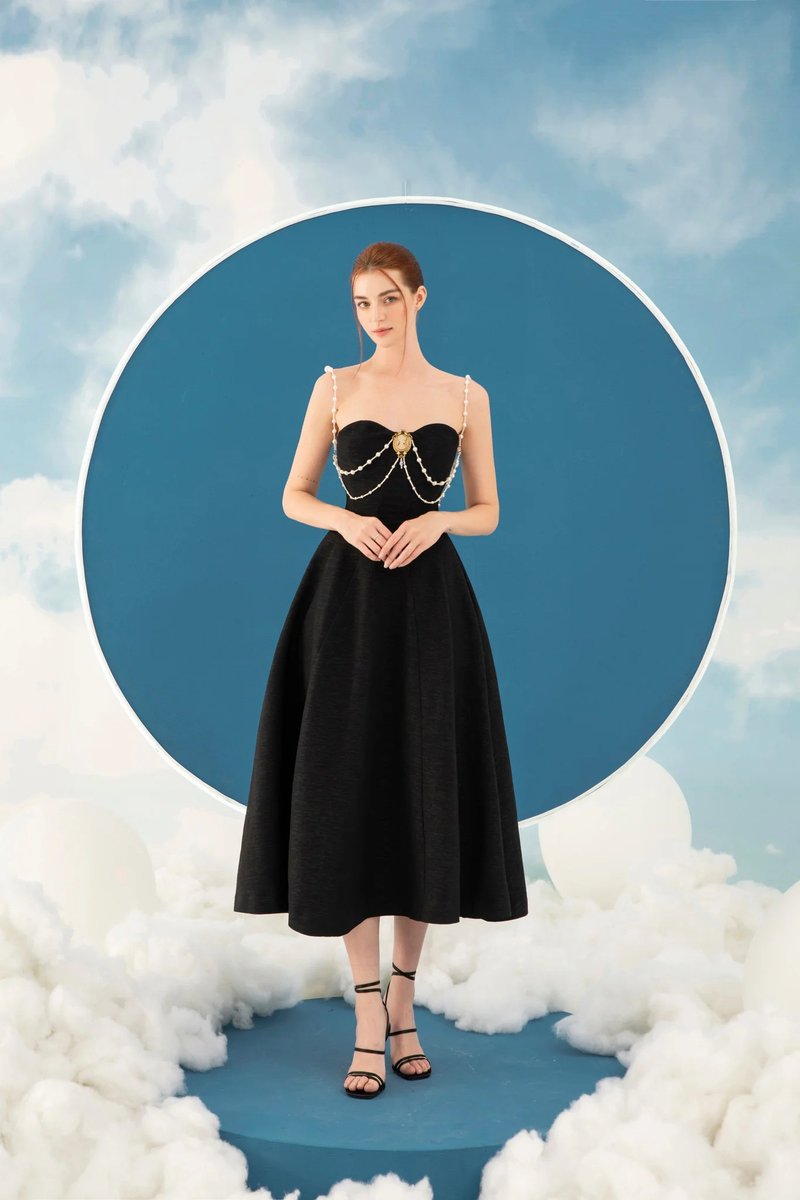 Strapless Pearl Chain Black Gown H7007