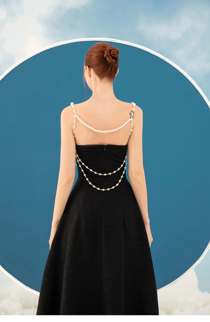 Strapless Pearl Chain Black Gown H7007