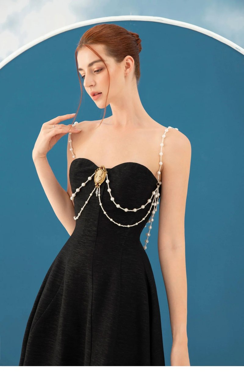 Strapless Pearl Chain Black Gown H7007