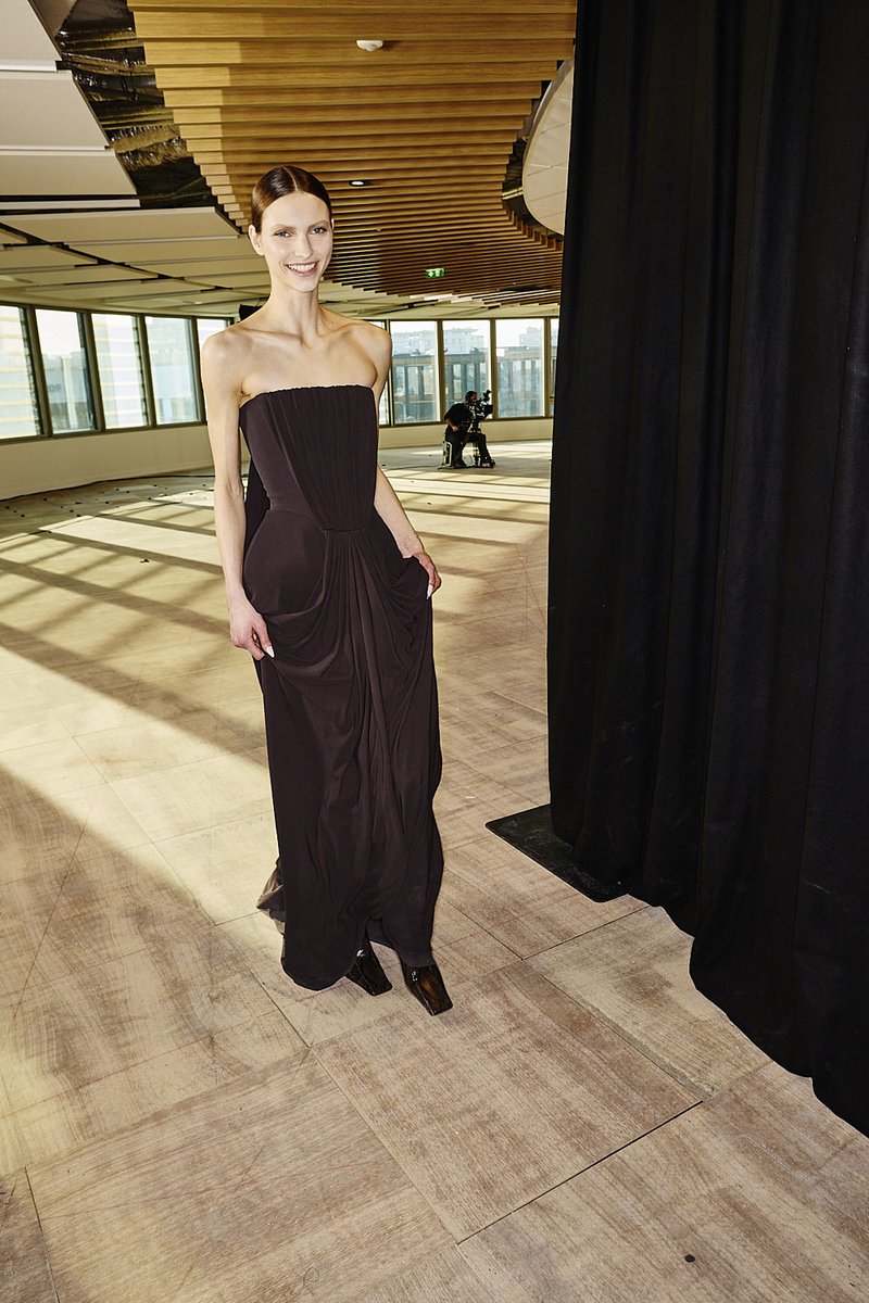 Strapless Pleated Satin Maxi Dress H7129