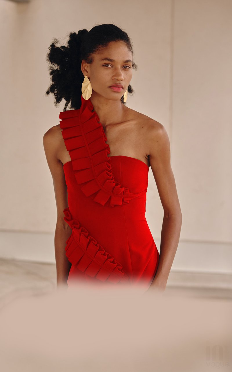 Strapless Ruffle Asymmetric Midi Dress H4236