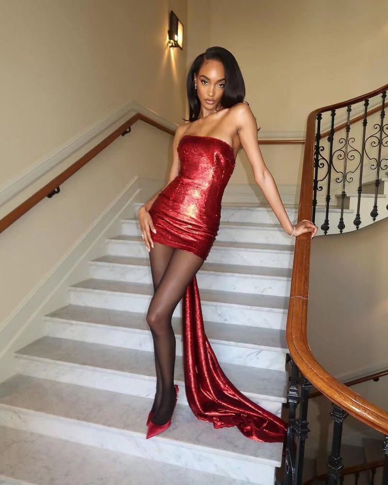 Strapless Sequin Mini Dress with Train H5974