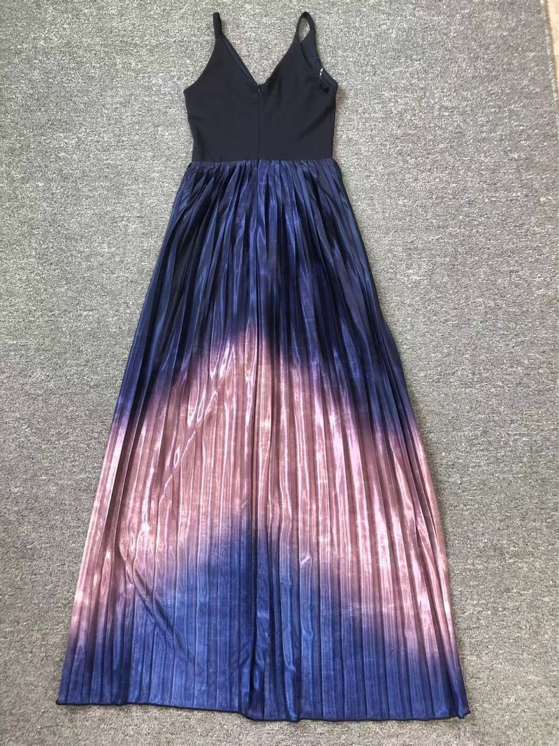 V-Neck Ombre Pleated Maxi Dress H6689
